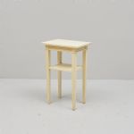 1517 5058 LAMP TABLE
